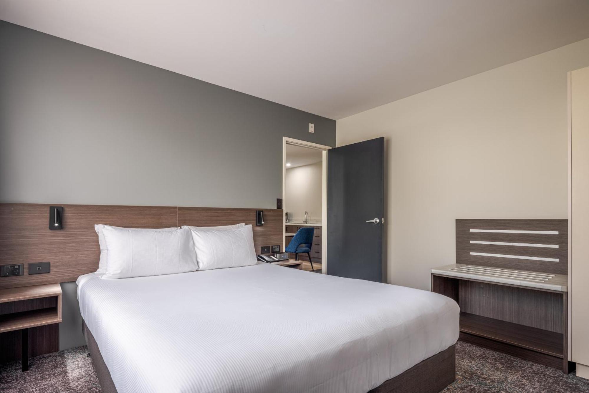Heartland Hotel Auckland Airport Exterior foto